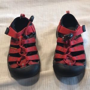 Keen sandals- red. Boy or girl size 10